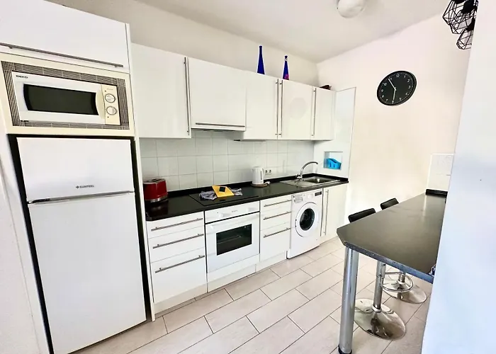 Apartament Aloha - And Pool *